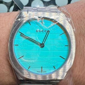 NIB Gucci 25H Blue Dial Stainless Steel Bracelet Wristwatch
